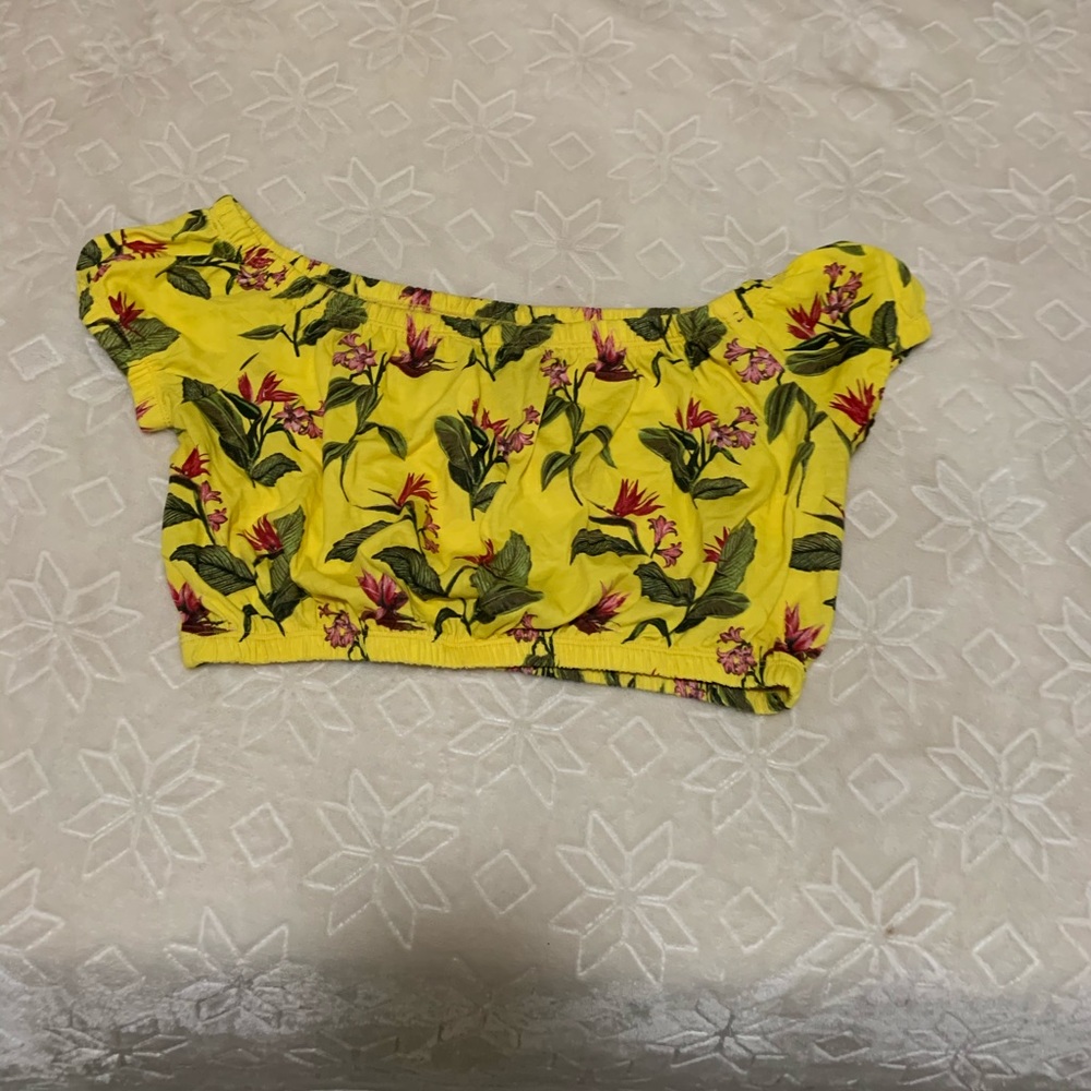 Floral crop top